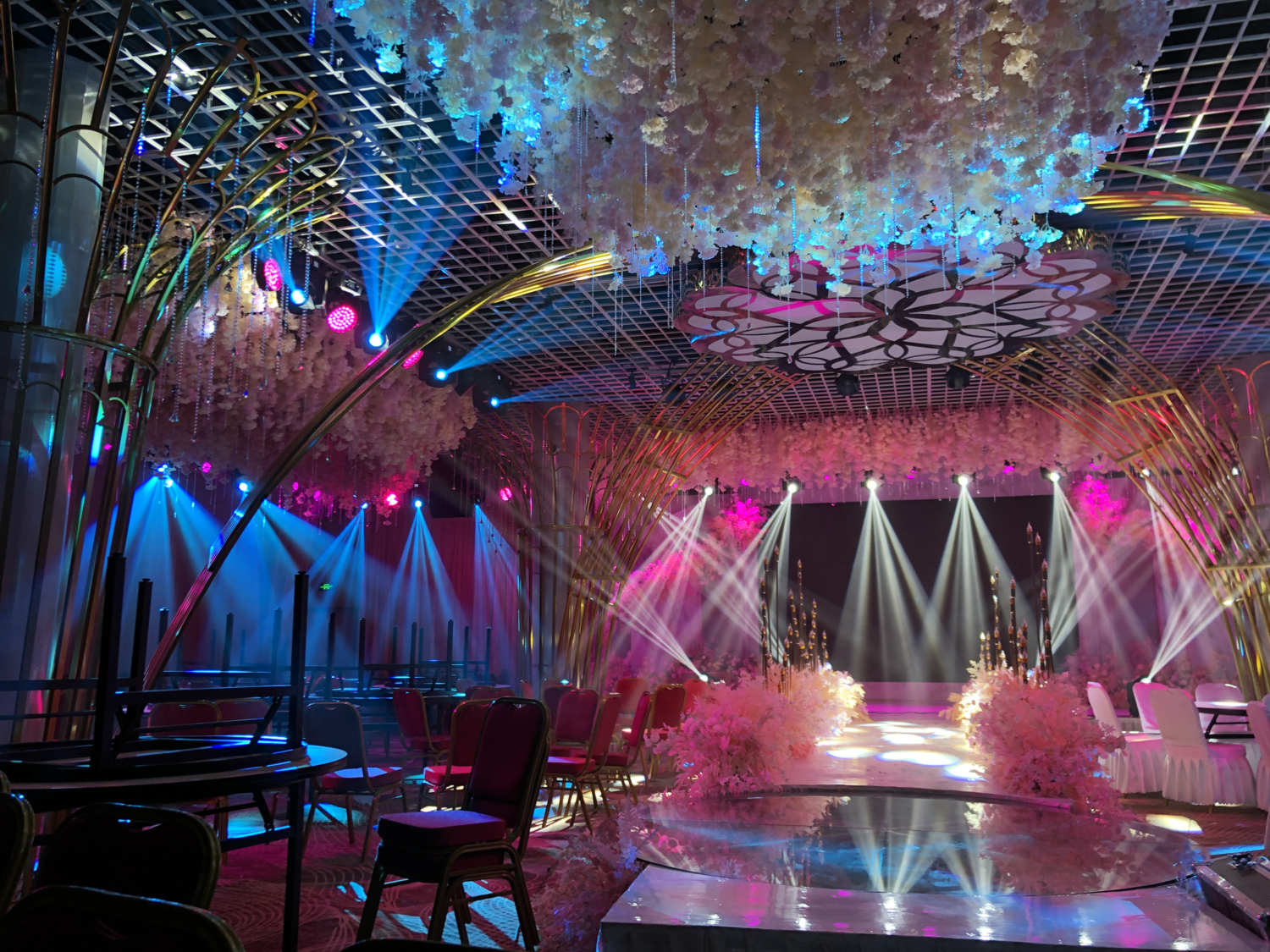 中国●银川-亲水 宴会厅案例 - 广州市威乐声舞台设备有限公司